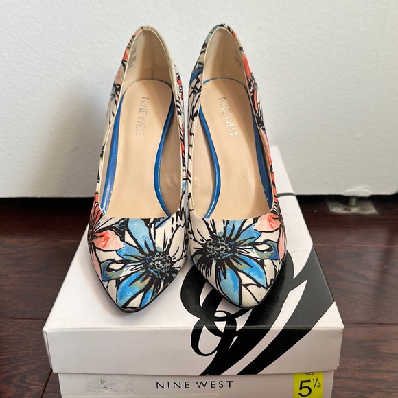 Nine West | 3.5” Heel | Multi-Color - Picture 2 of 4